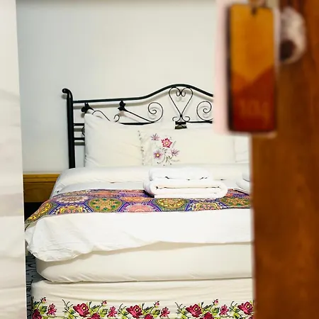 Antik House 1880 Hotel Çeşme