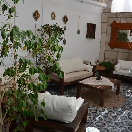 Antik House 1880 Hotel Cesme